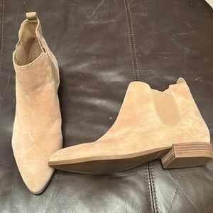 Nine West- suede bootie- pull on - light tan- size 9
